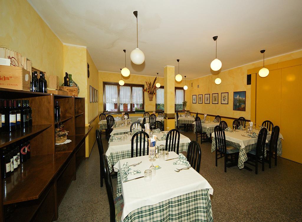 Hotel Rododendro フォッポロ エクステリア 写真