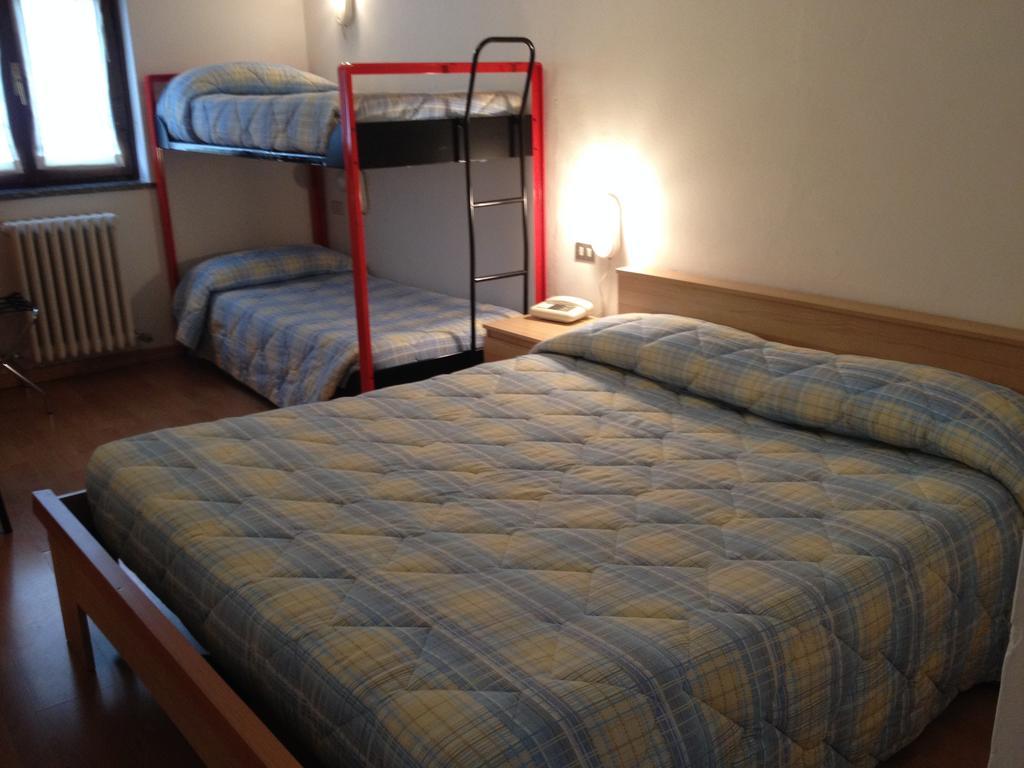 Hotel Rododendro フォッポロ 部屋 写真
